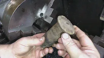 Самодельная  и хитрая втулка для дисков штробореза из ржавого пальца.